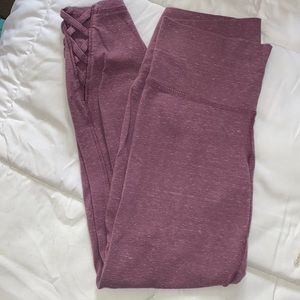 Dusty rose pink color active leggings from Old Navy